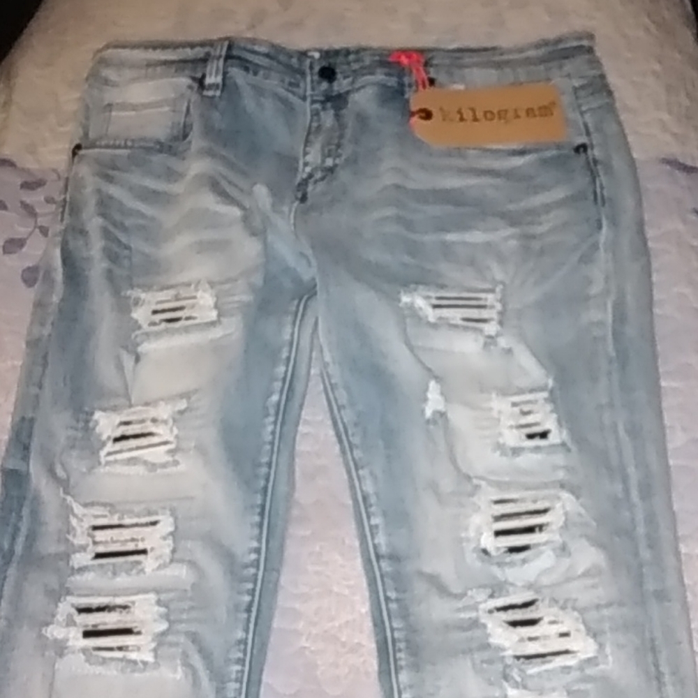 NEW    KILOGRAM  JEANS